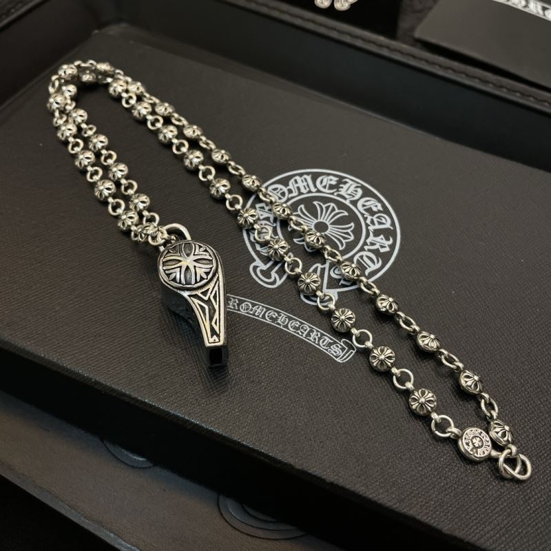 Ch*0me He**ts necklaces